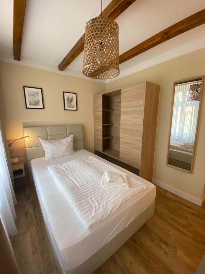 Hotel Sankt Georg Neubrandenburg Buitenkant foto